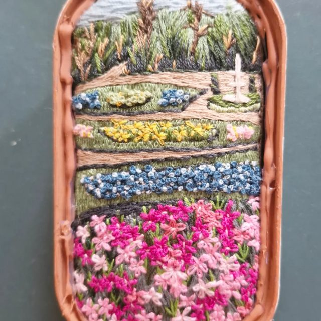 My entry for @makeryshropshire Town in a Tin! Next post will have the progress pictures #shrewsbury #shropshire #embroidery #illustration